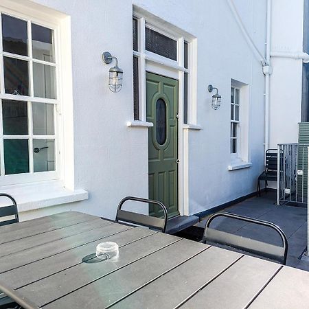 Marine Cottage - Parking - By Brighton Holiday Lets Extérieur photo