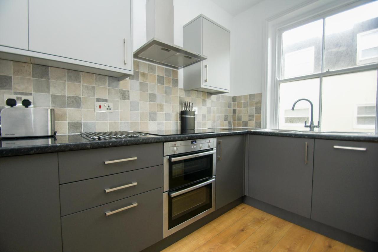 Marine Cottage - Parking - By Brighton Holiday Lets Extérieur photo