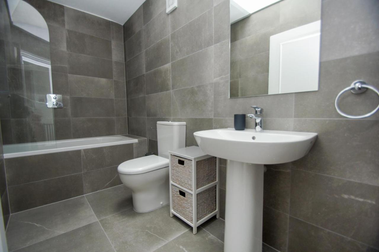 Marine Cottage - Parking - By Brighton Holiday Lets Extérieur photo